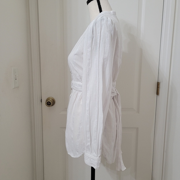 Anthropologie Size 4 White Tie Waist, Button Front Blouse - Picture 3 of 15